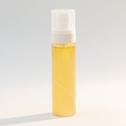 Linen Water's eco-friendly Linen Spray uses neroli and lily to purify the air and leave a soft, lasting fragrance.