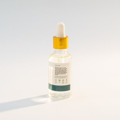 For a smooth and glowing appearance, use Linen Water Vitamin E Serum, which deeply nourishes skin, improves hydration, and brings back its natural glow.